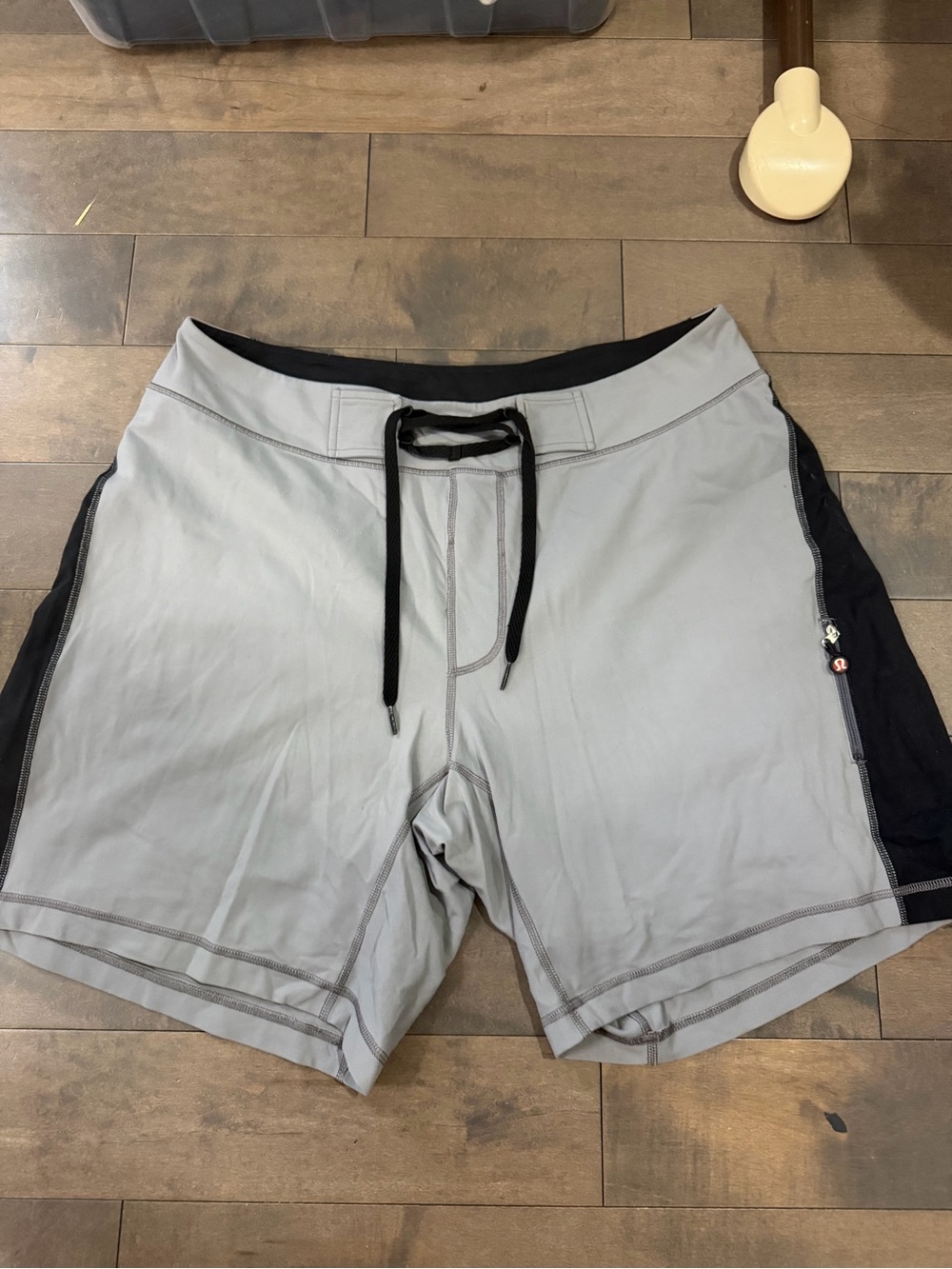 lululemon athletica shorts size XL